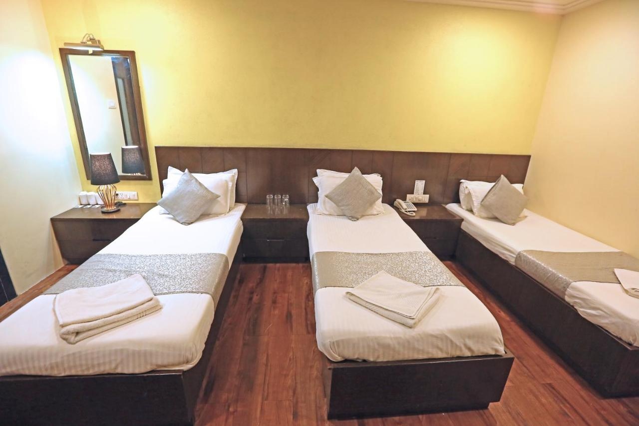 Photo - Gulf Hotel Colaba