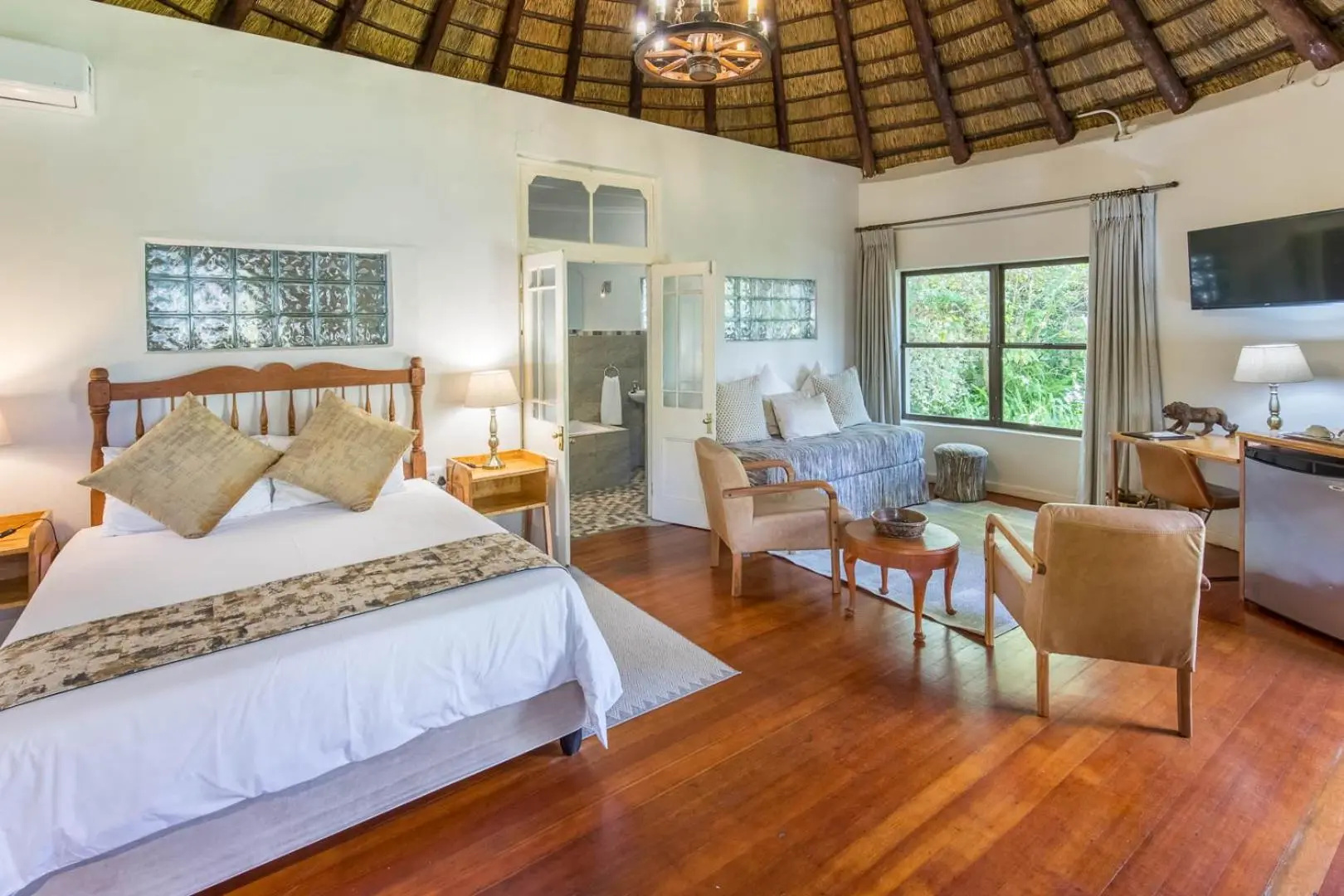 Photo - Montagu Country Hotel