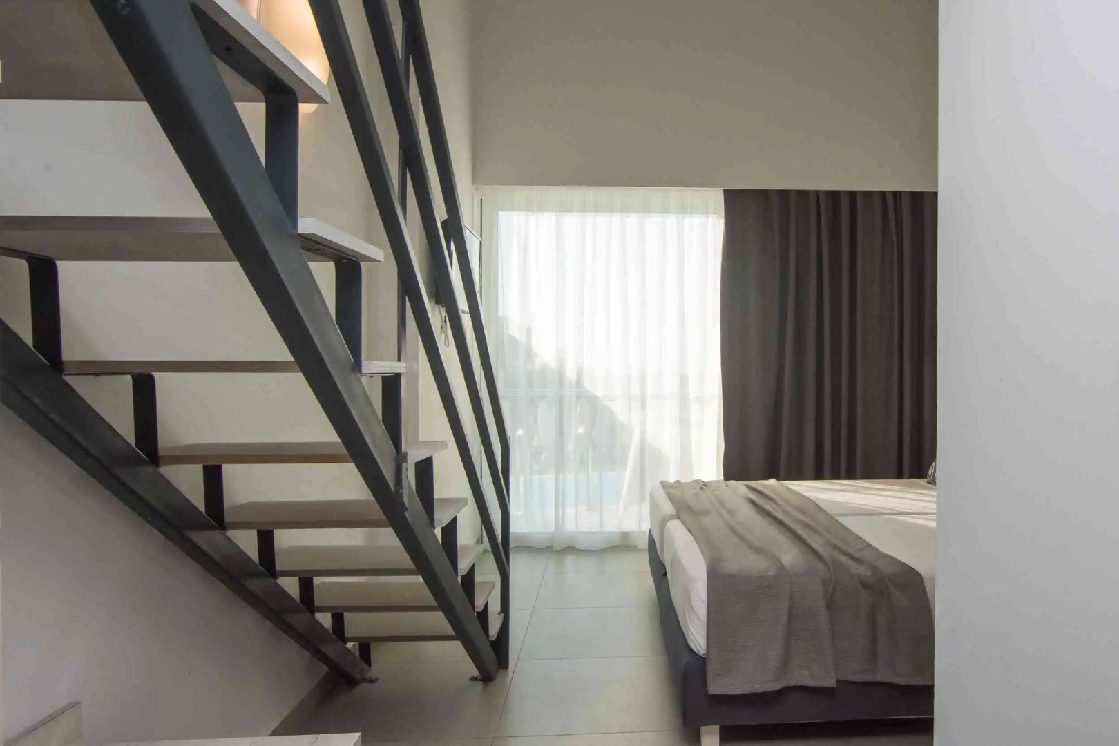 Photo - Golden Coast Resort