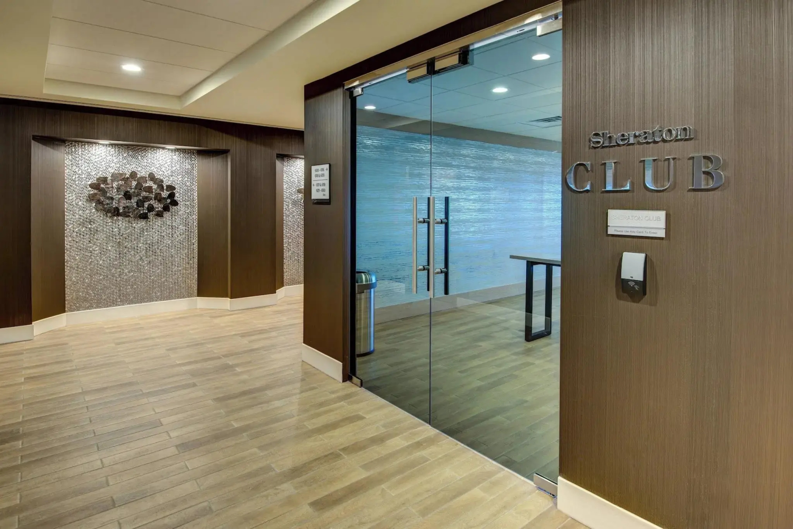 Photo - Sheraton Eatontown Hotel