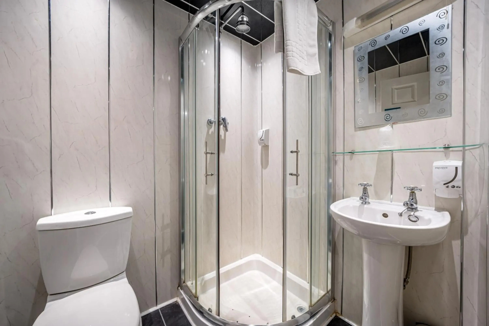 Photo - Bluewaters Hotel, Blackpool North Promenade