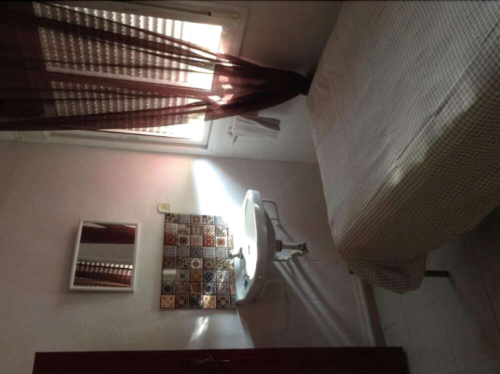 Photo - Vivian's Guest House Auto Check-in