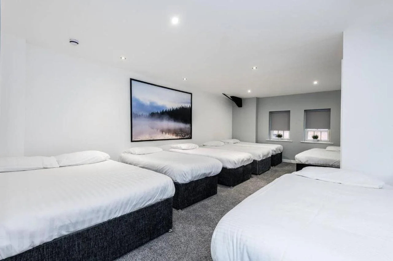 Fleet Street Apartments
