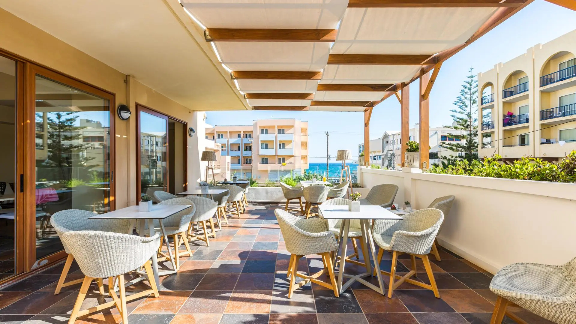 Photo - Theartemis Palace