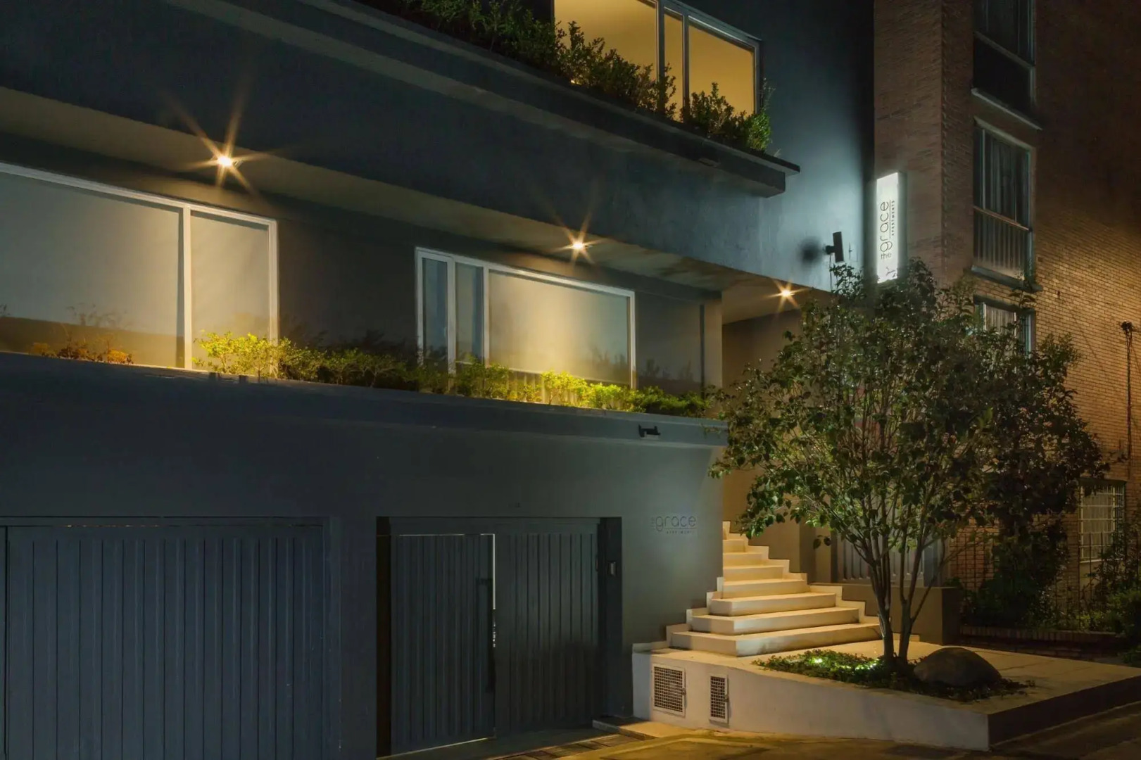 Photo - The Grace Hotel