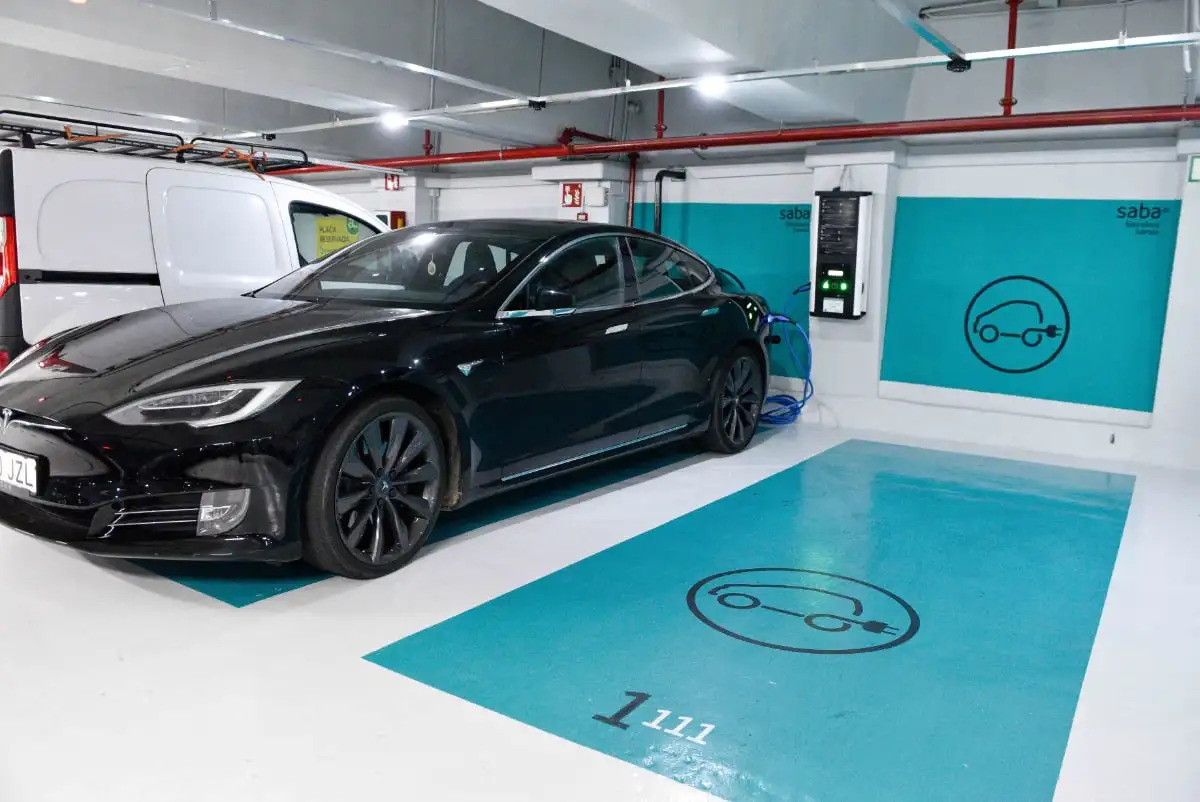 Photo - Yomo Centric