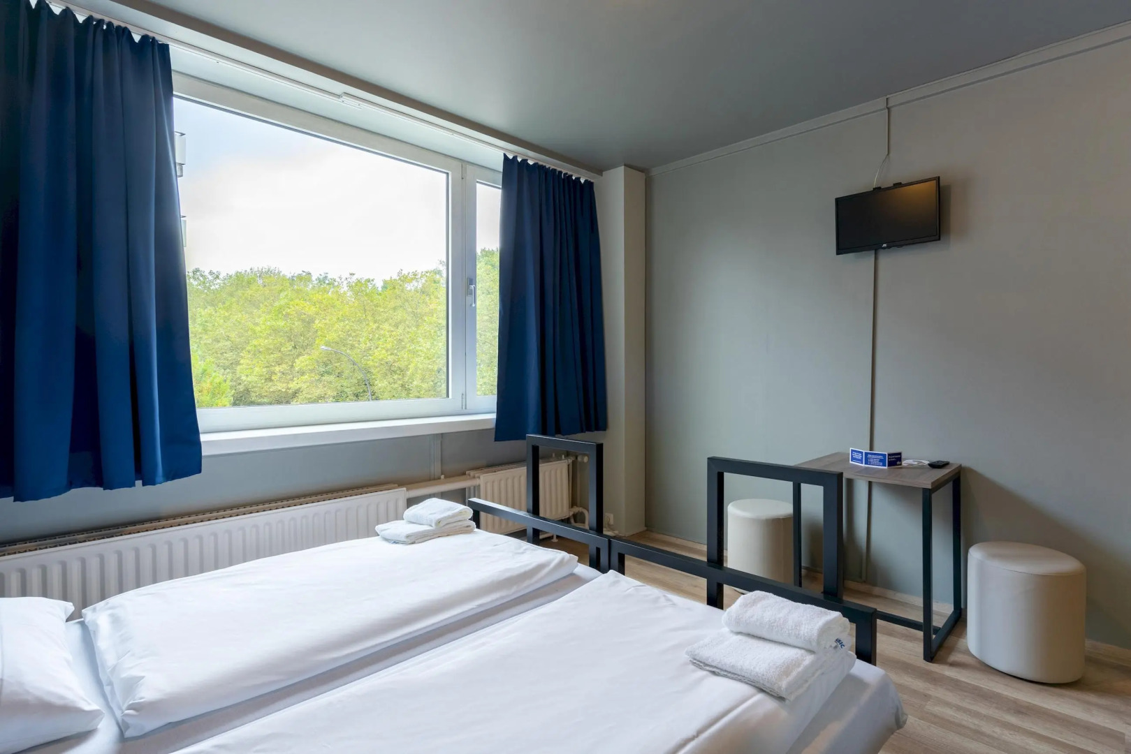 Foto - a&o Hamburg Hammer Kirche