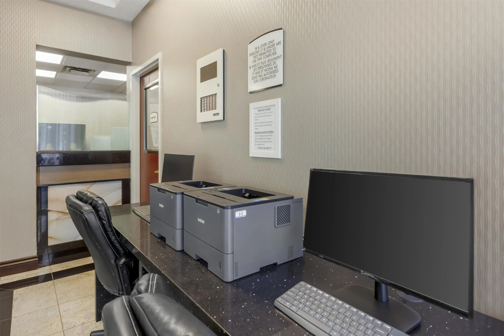 Photo - Best Western Plus Travel Hotel Toronto Airport