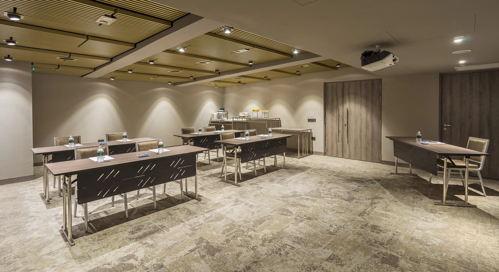 Photo - Oakwood Bencoolen Singapore