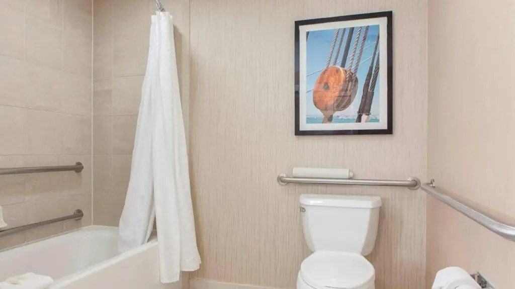 Photo - Sheraton Sonoma Wine Country Petaluma