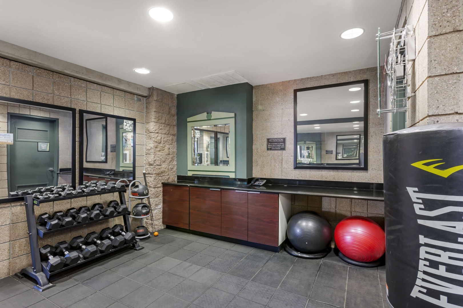 Photo - Best Western Plus Sundial