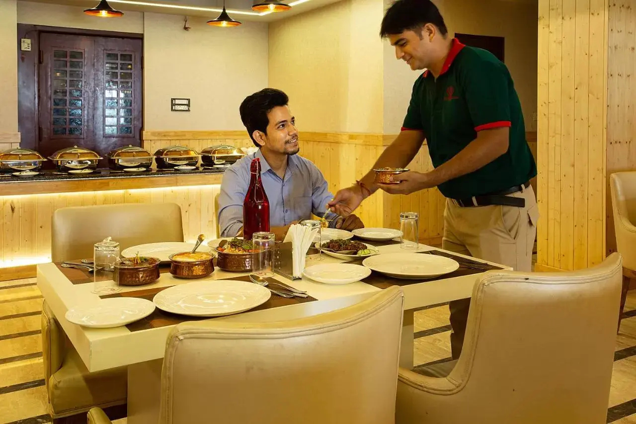 Photo - The Lohmod Premier On Delhi- Gurgaon Expressway Adj Aerocity -With Free Airport Pickup