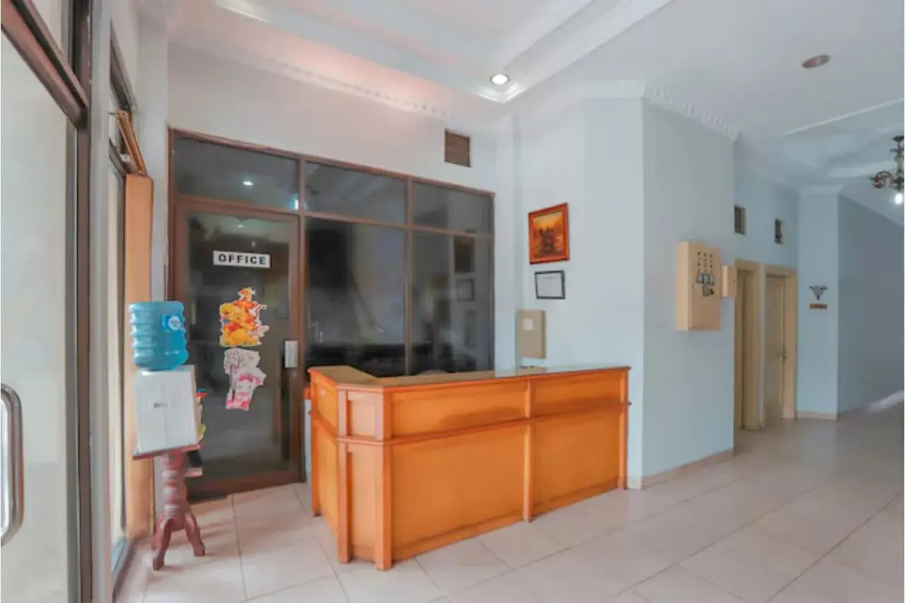 Photo - Collection O Mangga Besar Near Lokasari Square Formerly 45 Residence