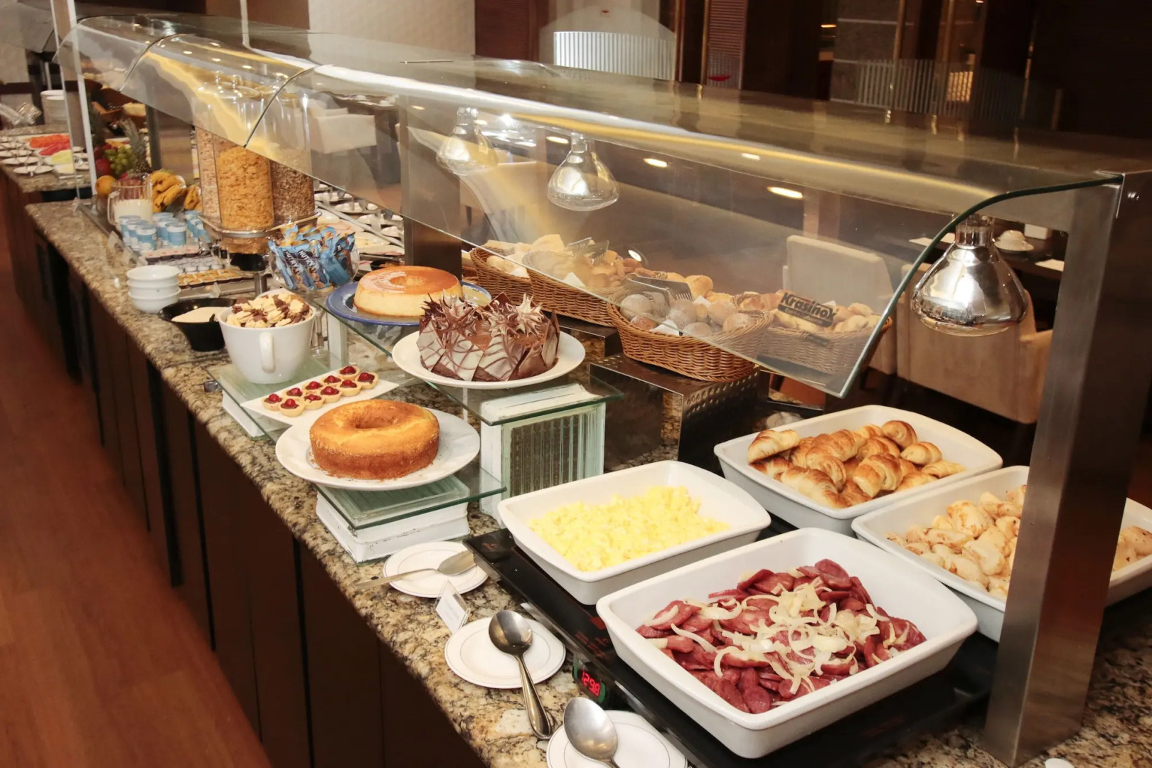 Foto - Grand Mercure Curitiba Rayon