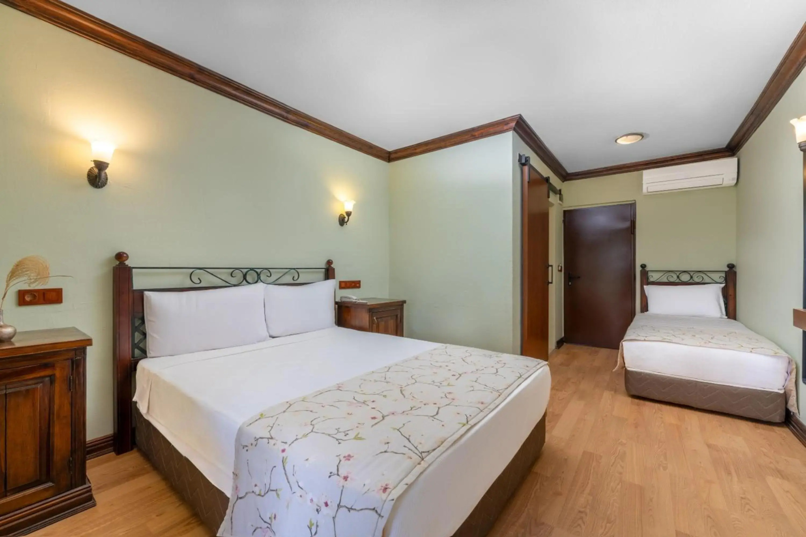 Photo - Beso Hotel Berke Ranch