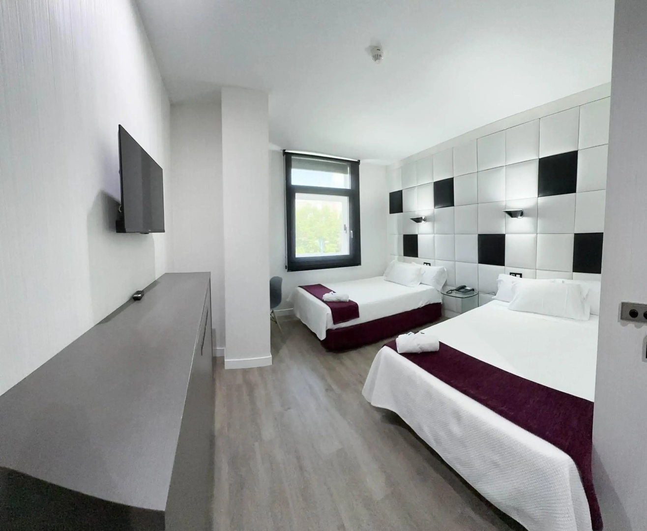 Photo - Hotel Avenida de España
