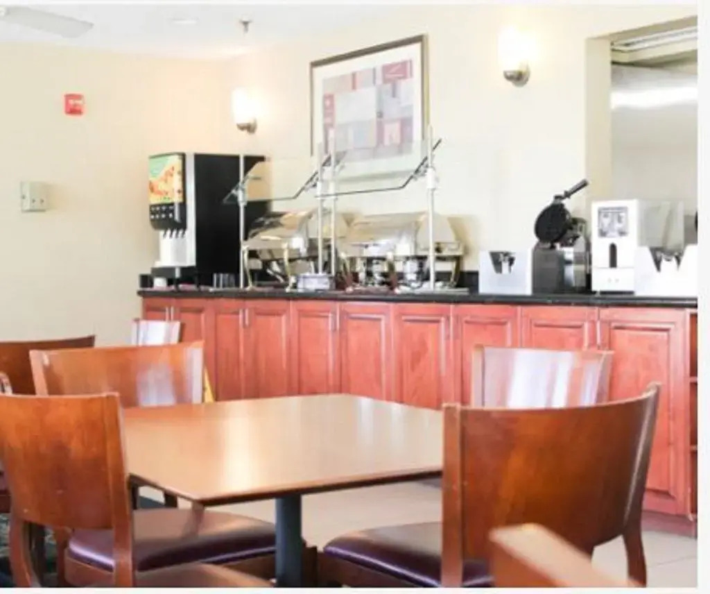 Foto - Doral Inn & Suites Miami Airport West