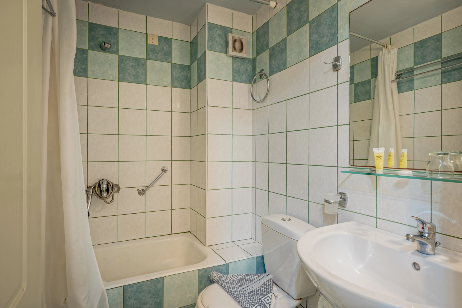 Photo - Lefkoniko Complex-Beach and Bay