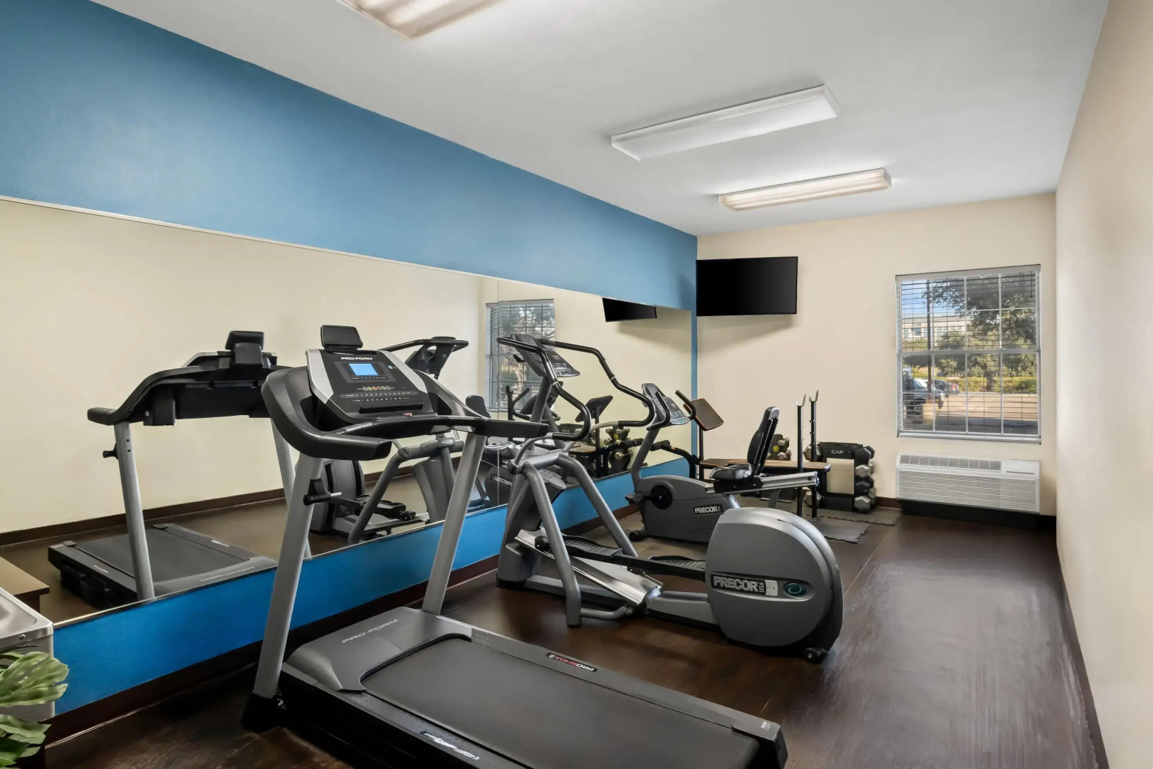 Photo - Quality Suites Irving-Las Colinas
