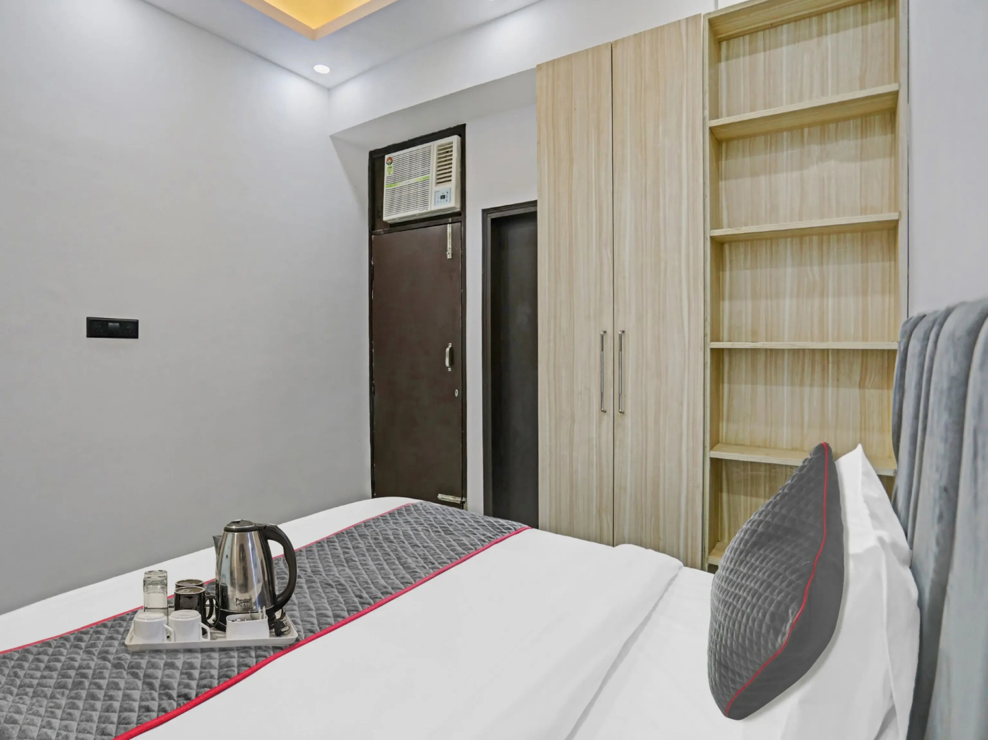 Photo - Hotel the Rasa vasundhara
