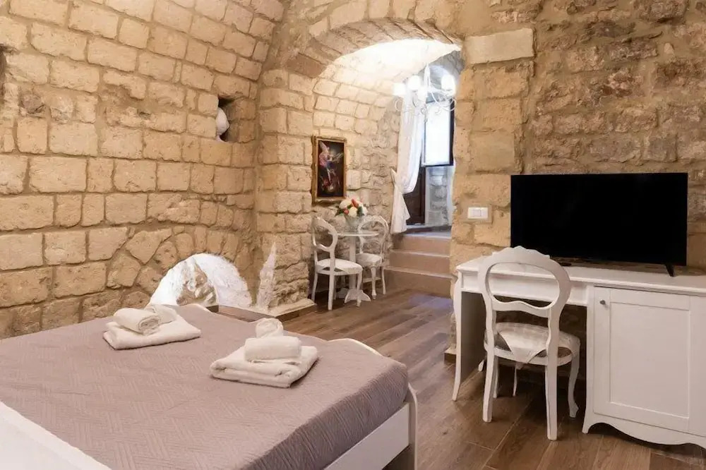 Photo - Saint Michel Room by Wonderful Italy