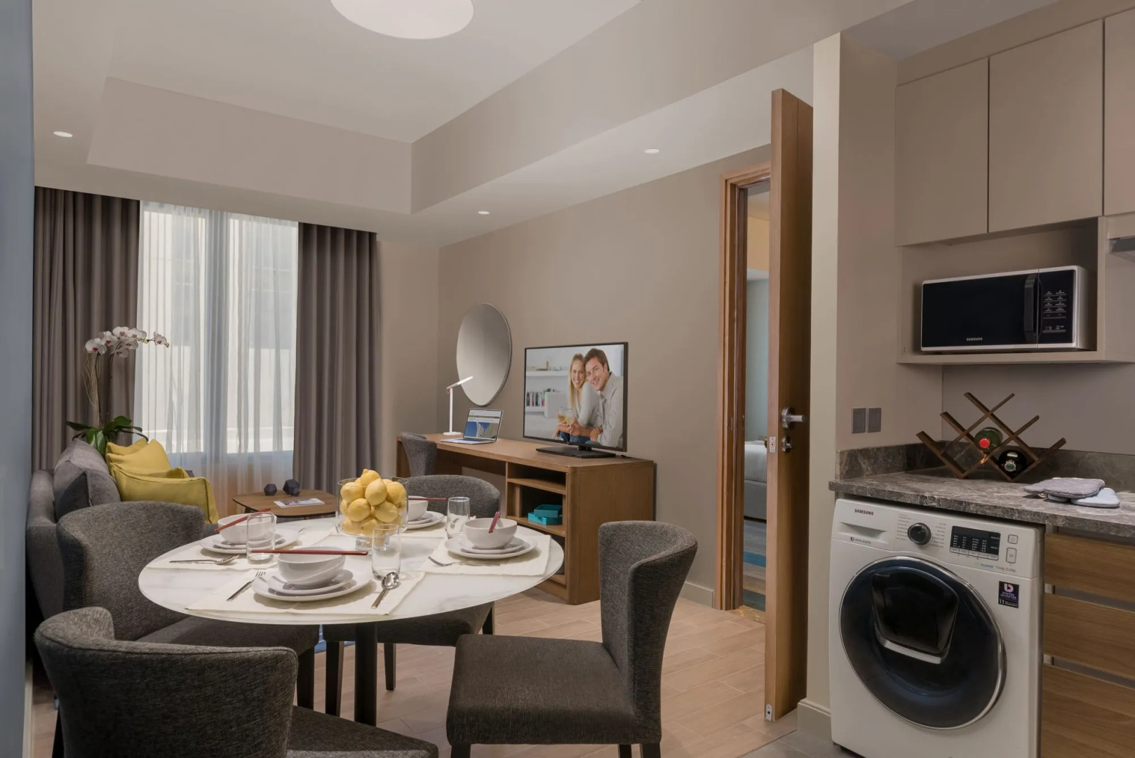 Photo - Citadines Bay City Manila