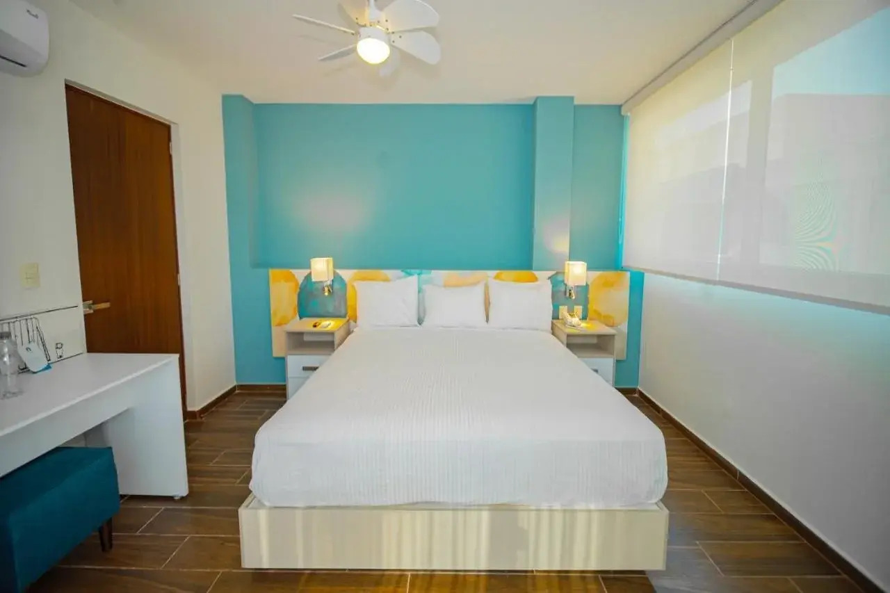 Photo - Vista Express Guadalajara Expo SureStay Collection by BW