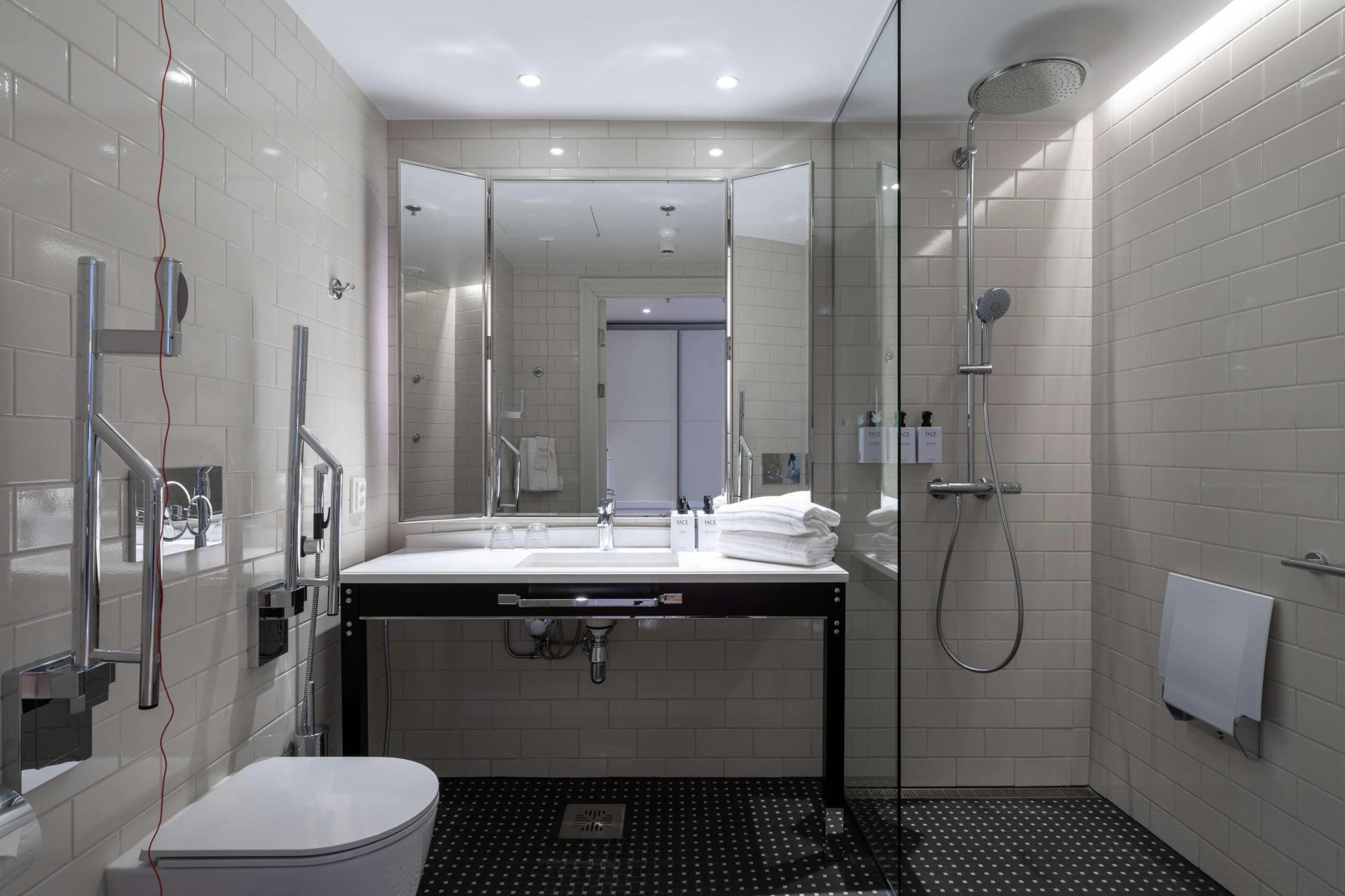 Foto - Scandic Grand Central Helsinki