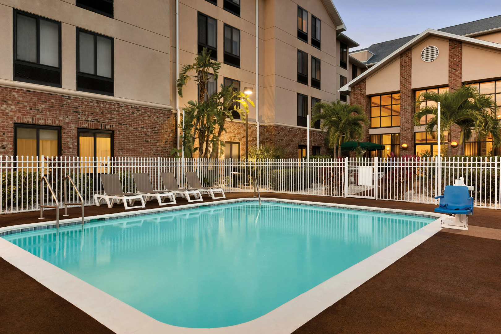 Photo - Hampton Inn & Suites Tarpon Springs