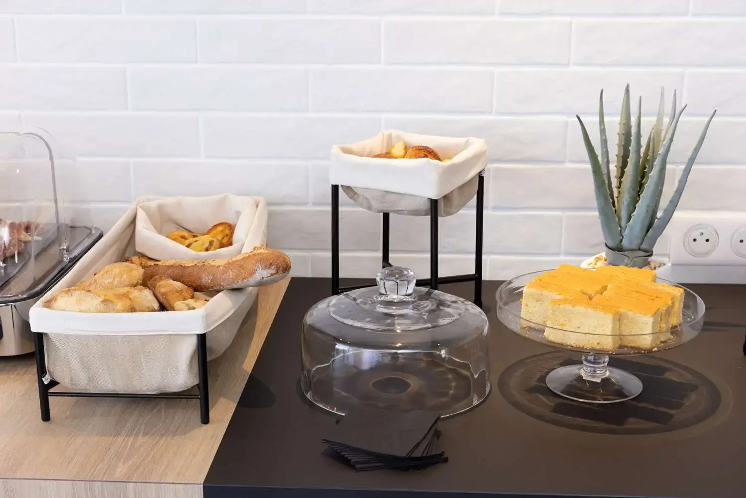 Photo - Hilton Garden Inn Tours Centre