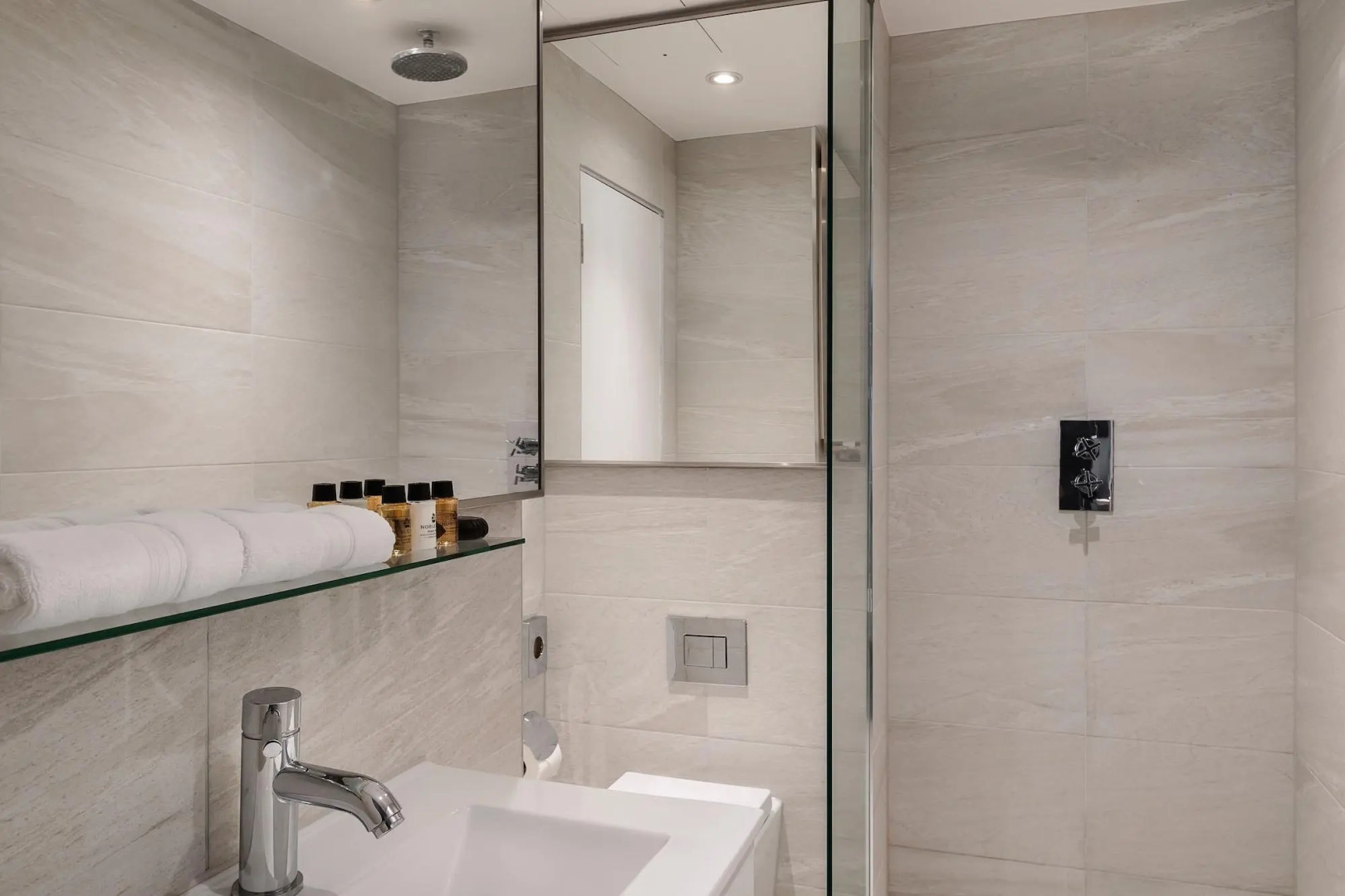 Foto - The Knaresborough by Nestor