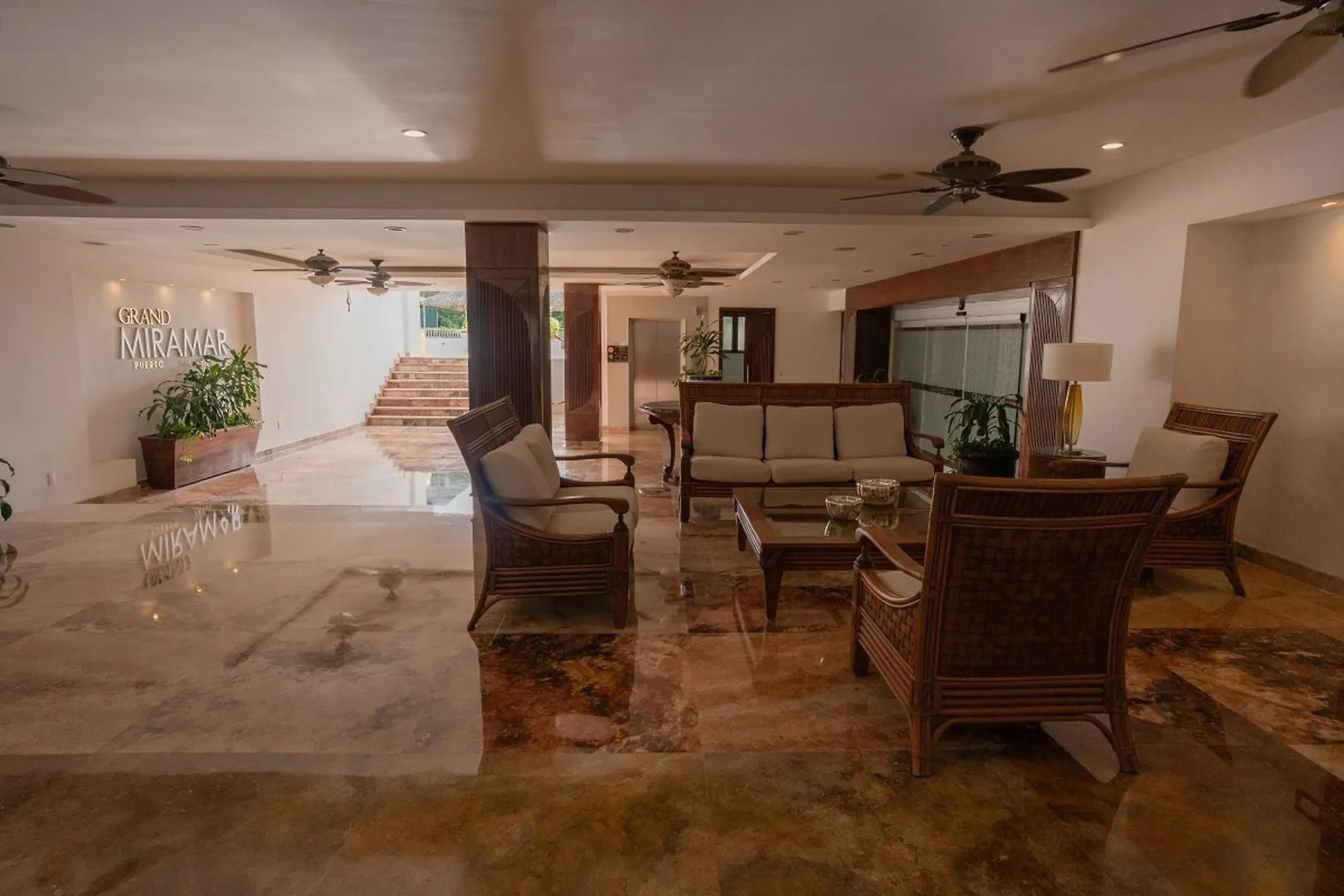 Foto - Grand Miramar All Luxury Suites & Residences