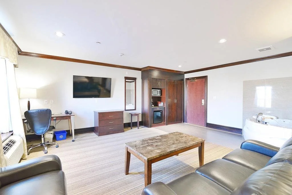 Photo - Woodbine Hotel & Suites