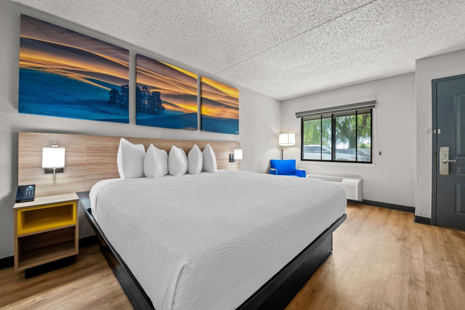 Photo - Days Inn by Wyndham Buena Park Anaheim