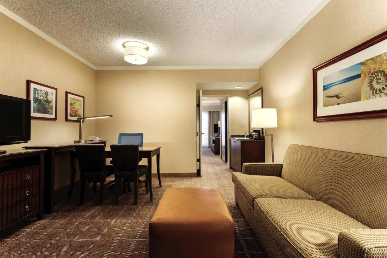 Photo - Embassy Suites by Hilton San Diego La Jolla