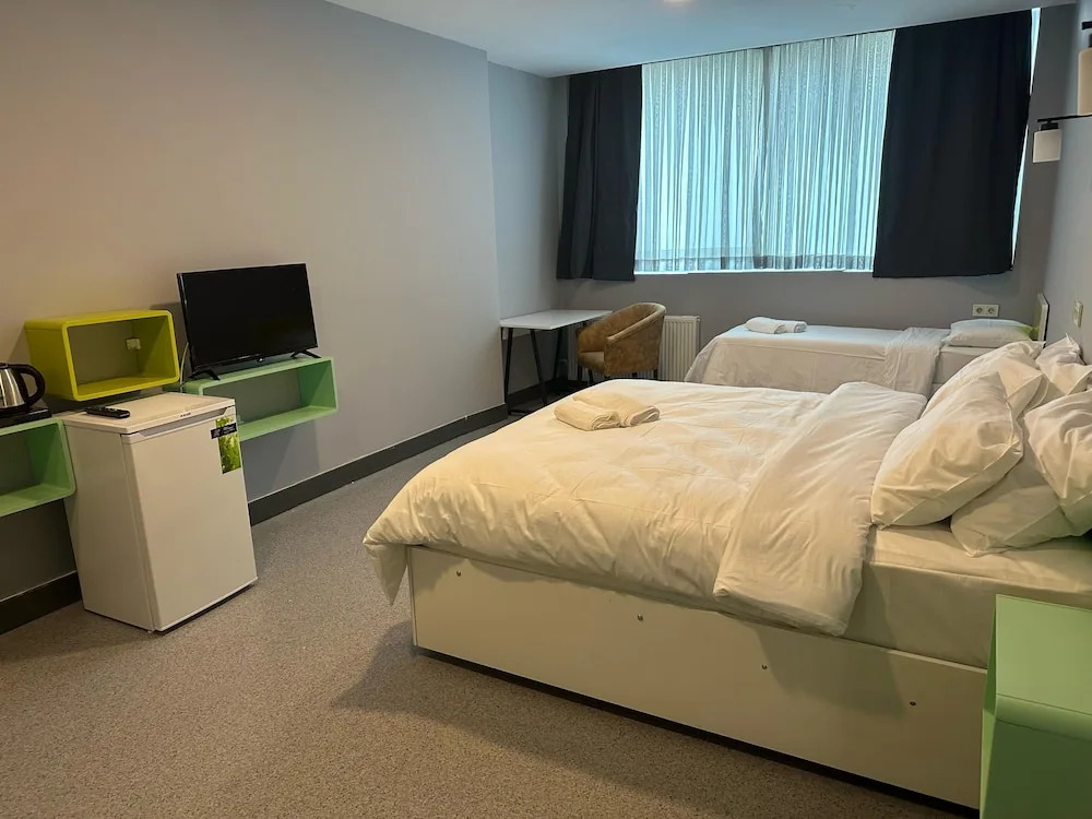 Photo - Aderans Hotel