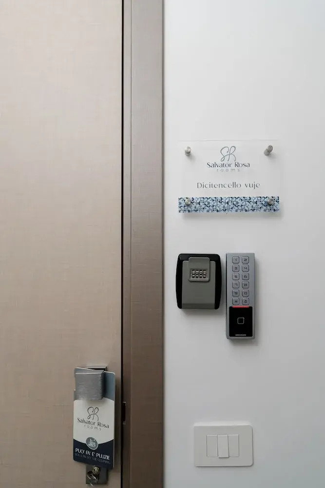 Foto - Salvator Rosa Rooms - Di fronte alla Metro, Terrazza & Self Check in