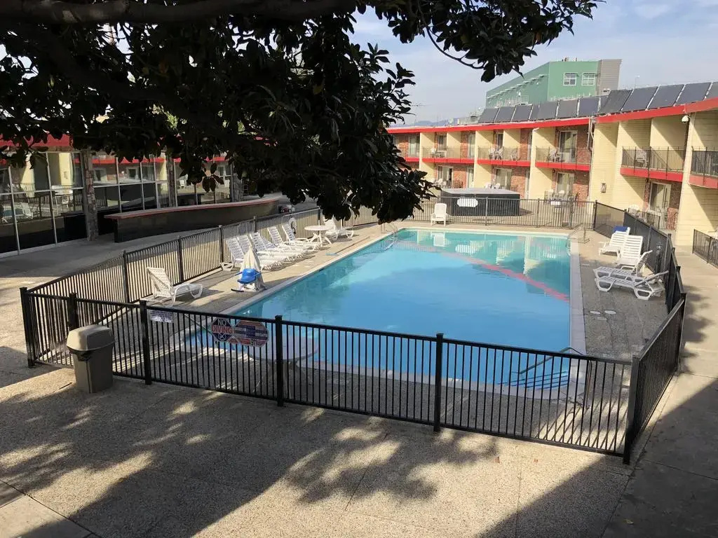 Foto - Garden Inn & Suites Oakland Airport