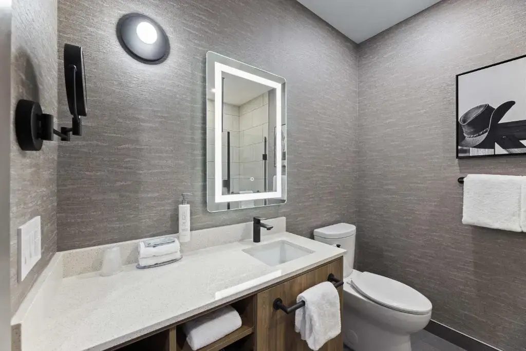 Photo - Sandman Signature Dallas Las Colinas Hotel & Suites