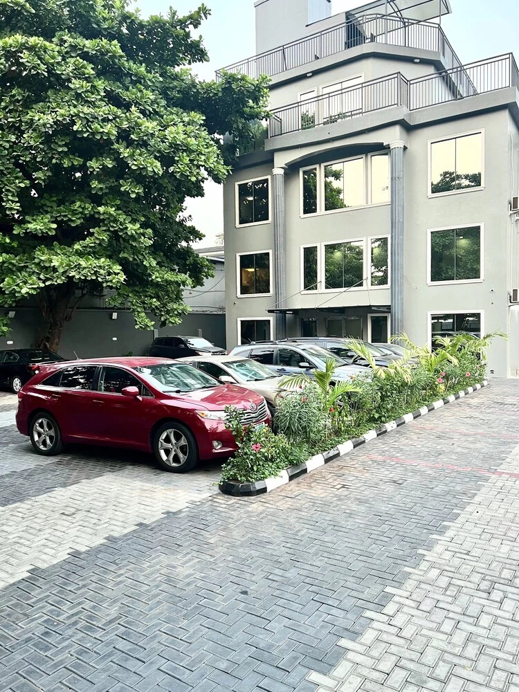 De Rigg Place Victoria Island — фото 1