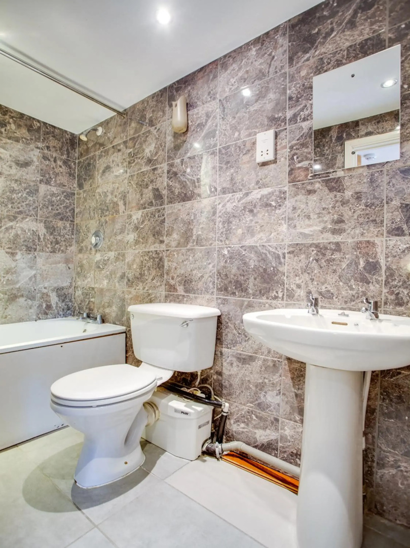 Photo - Somerset Hotel Baker Street London