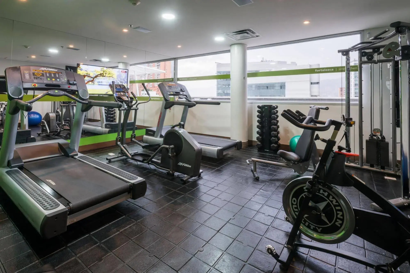 Foto - Hampton by Hilton Medellin