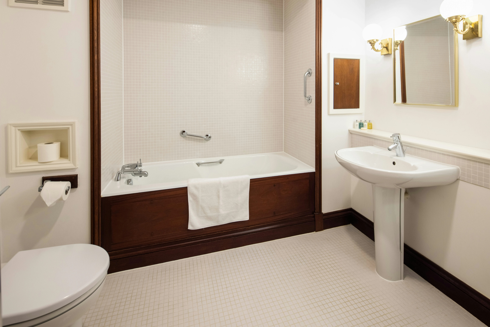 Photo - The Atlantic Hotel - Small Luxury Hotels of the World