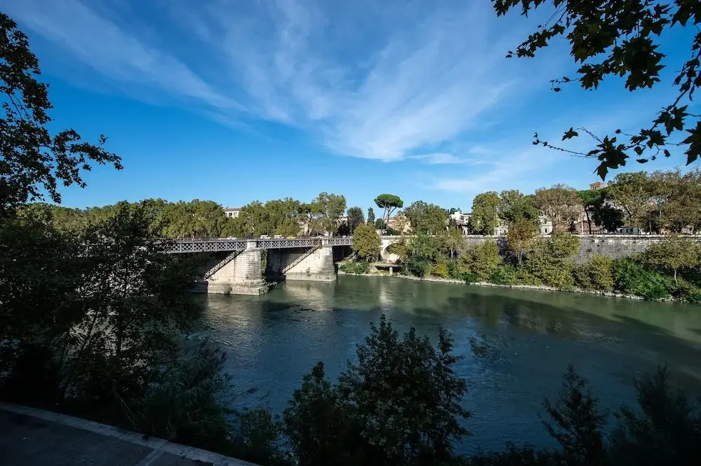 Photo - Lungotevere Ripa