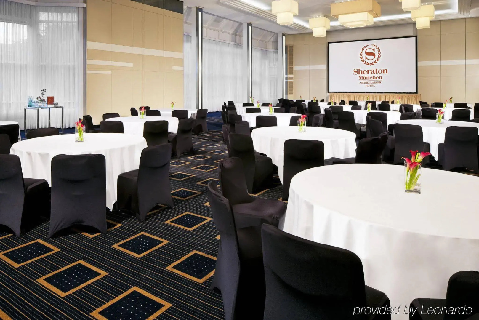 Photo - Four Points by Sheraton Munich Arabellapark