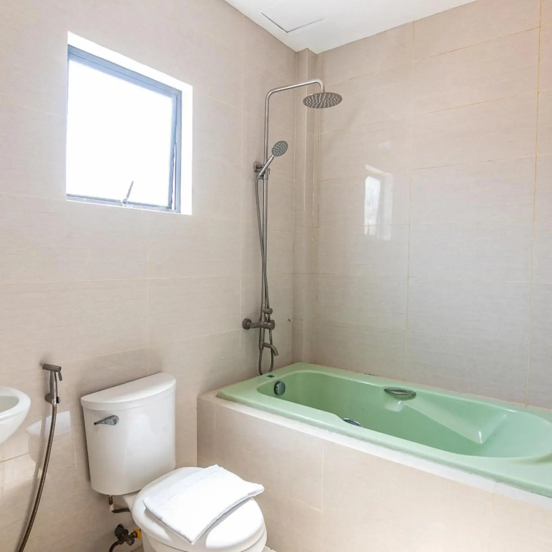 Photo - Kiwi Hotel