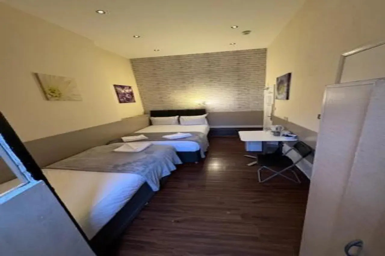 Photo - Tony's House Hotel