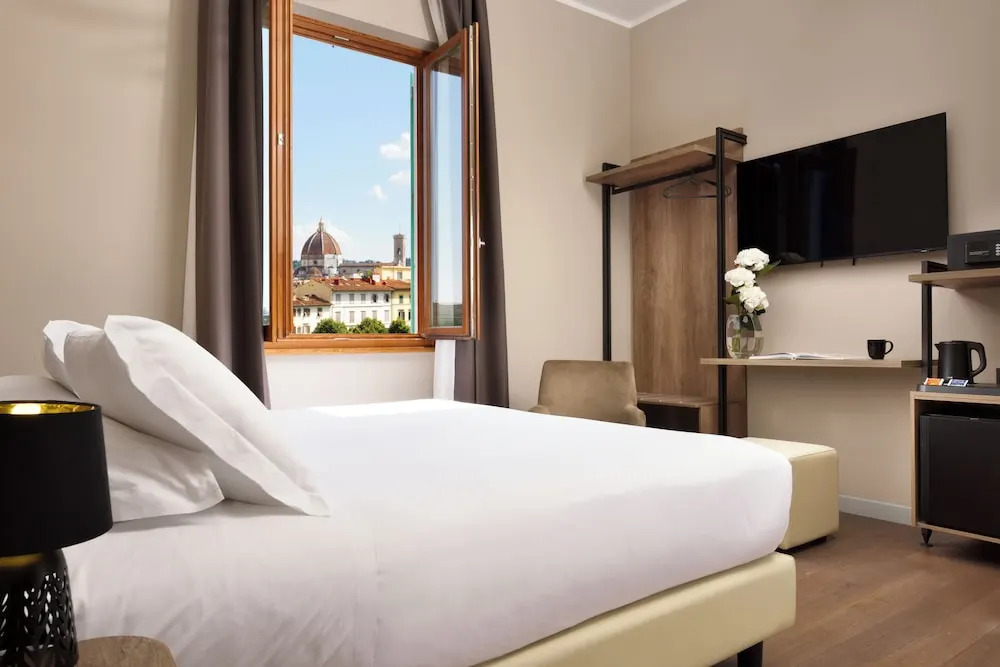 Photo - Essence Hotel