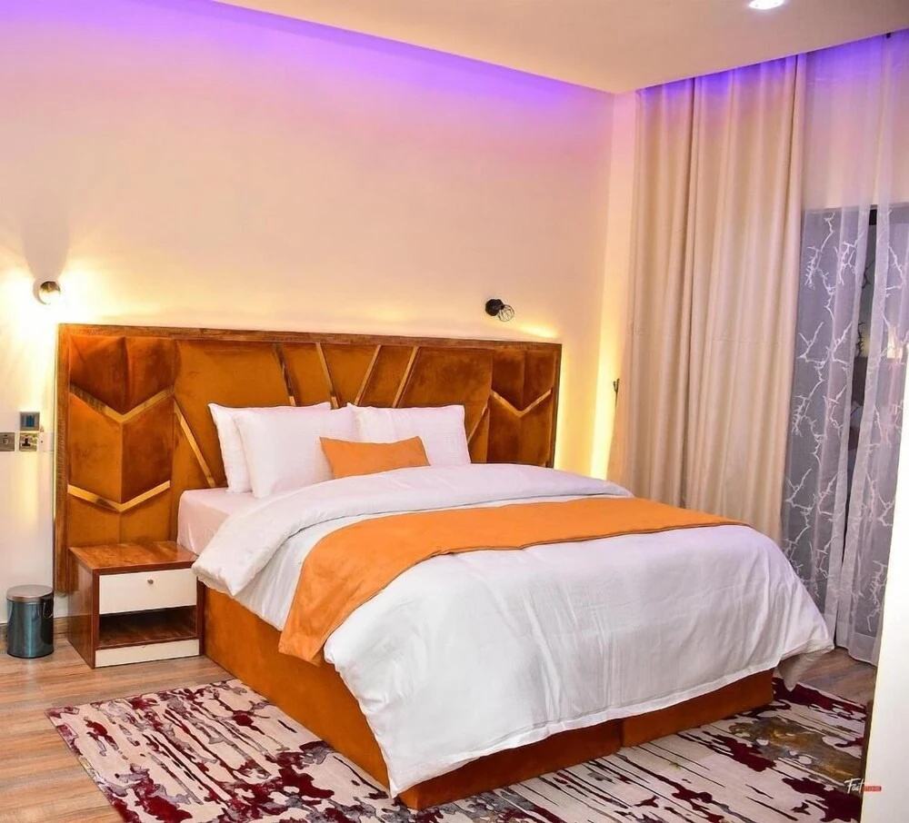 RKD SUITES Asaba