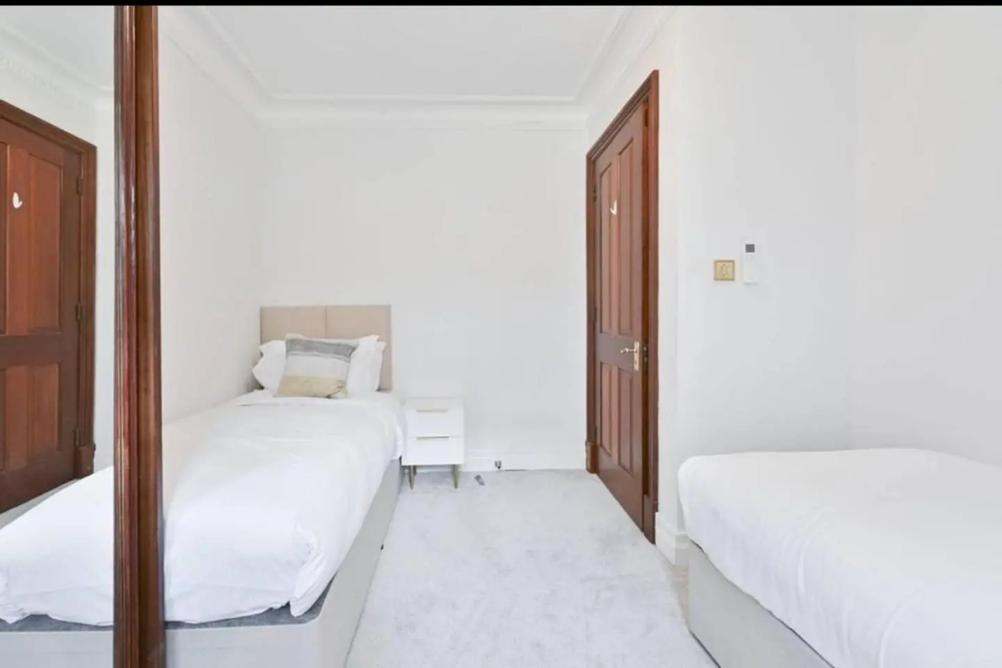 Photo - Carlton Court - Mayfair